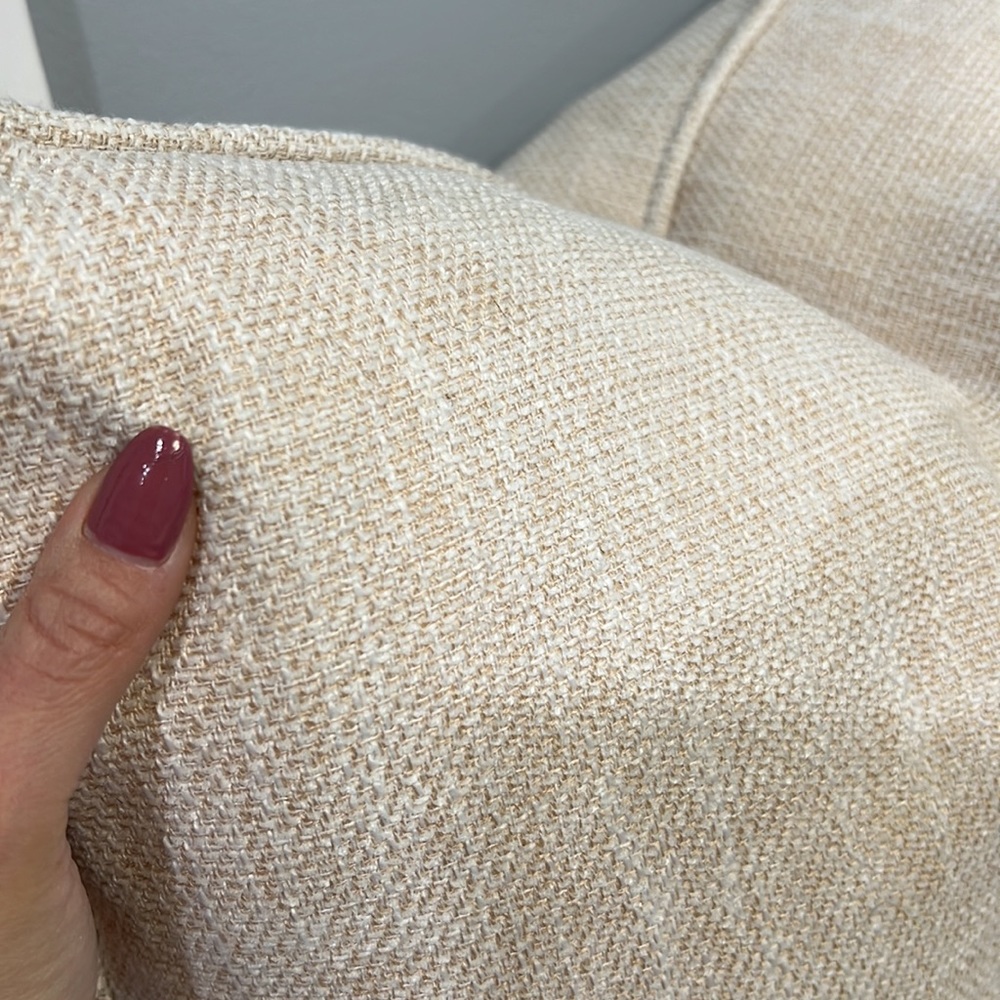 Pillows - Picture 3 of 7